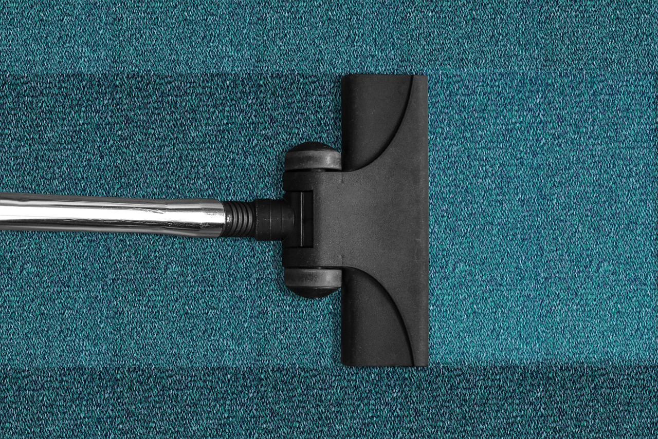 4-Step Guide to Effortless Robot Vacuum Cleaning